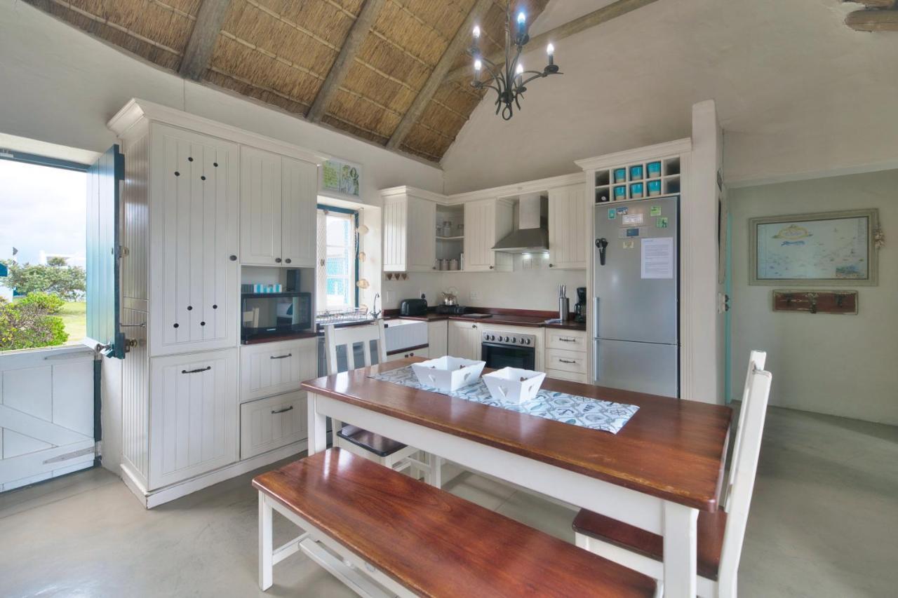 Zuidste Huisie Fisherman's Cottage Struisbaai Buitenkant foto